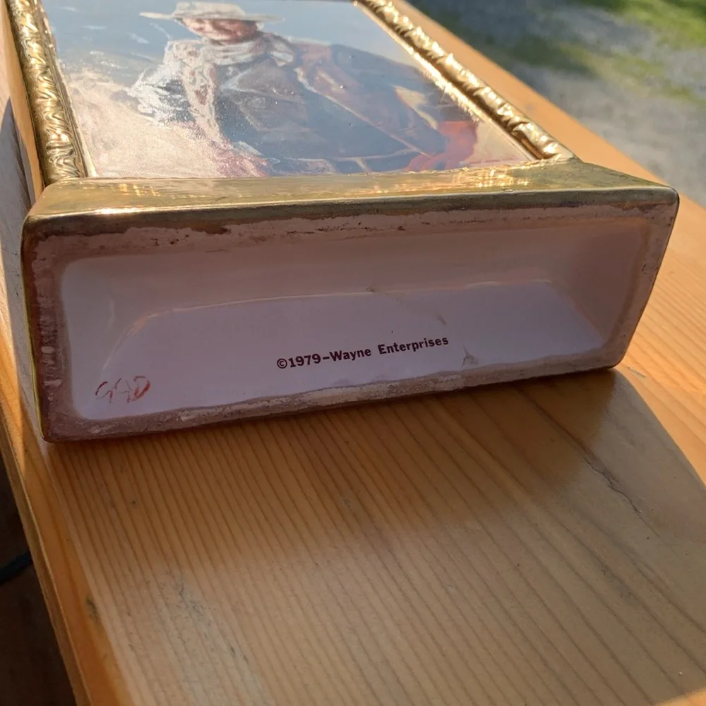Vintage collectible 1979 John Wayne Whiskey Decanter 23k Gold Frame